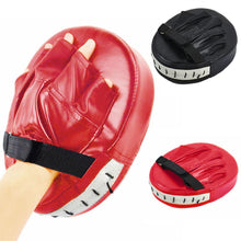 Charger l&#39;image dans la galerie, Pro Quality Coaching Focus Mitt Speed Gloves (Black/Red)
