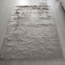 Carica l&#39;immagine nel visualizzatore di Gallery, Light Gray Ultra Soft Fluffy Faux Fur Sheepskin Rectangular Area Rug
